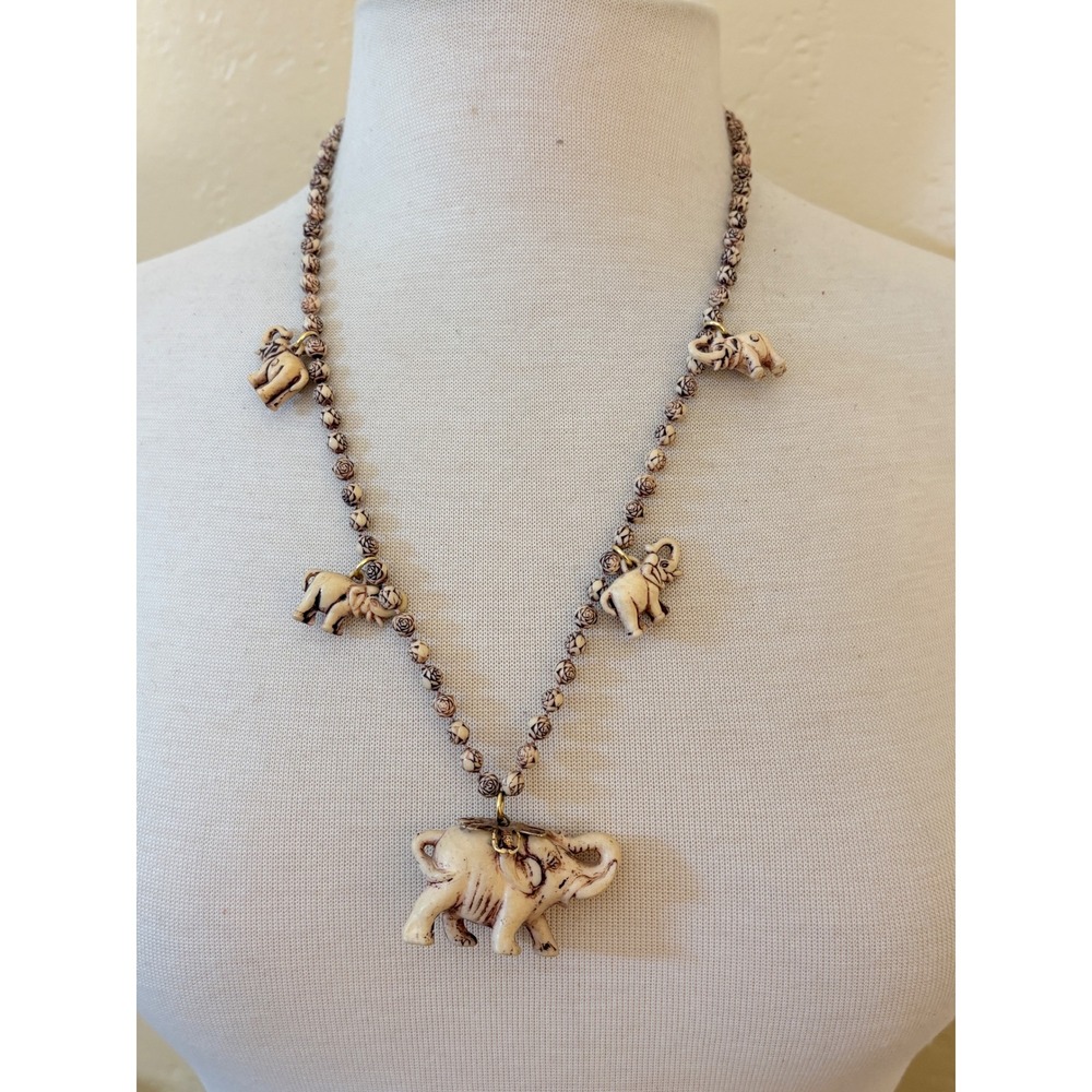 Vintage Style‎ Carved Elephant Charm Necklace Cream Beaded Rose Detail 24 Inch